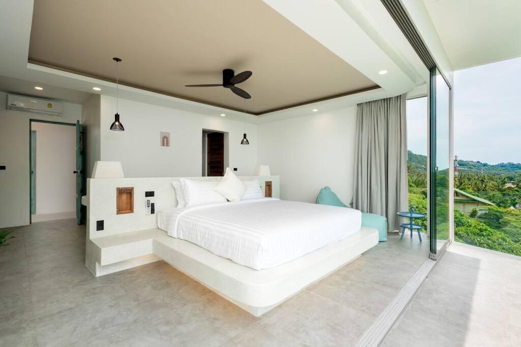 Villa 20% Off ! 200 M To The Beach, 180° Amazing Seaview