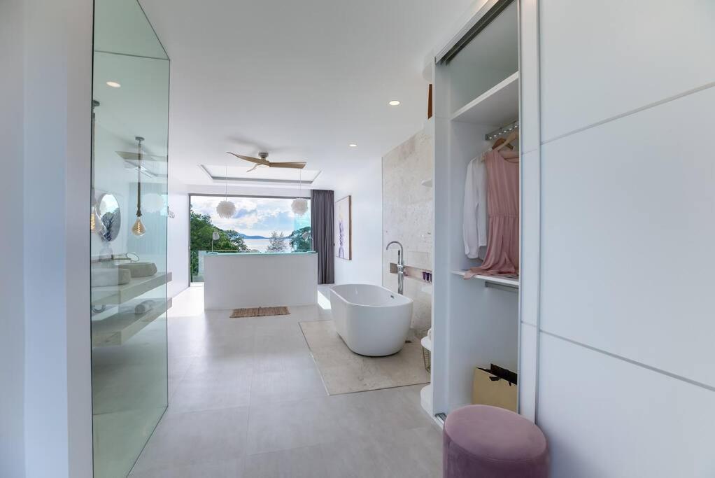 So Paradise 4 Bedrooms Villa *