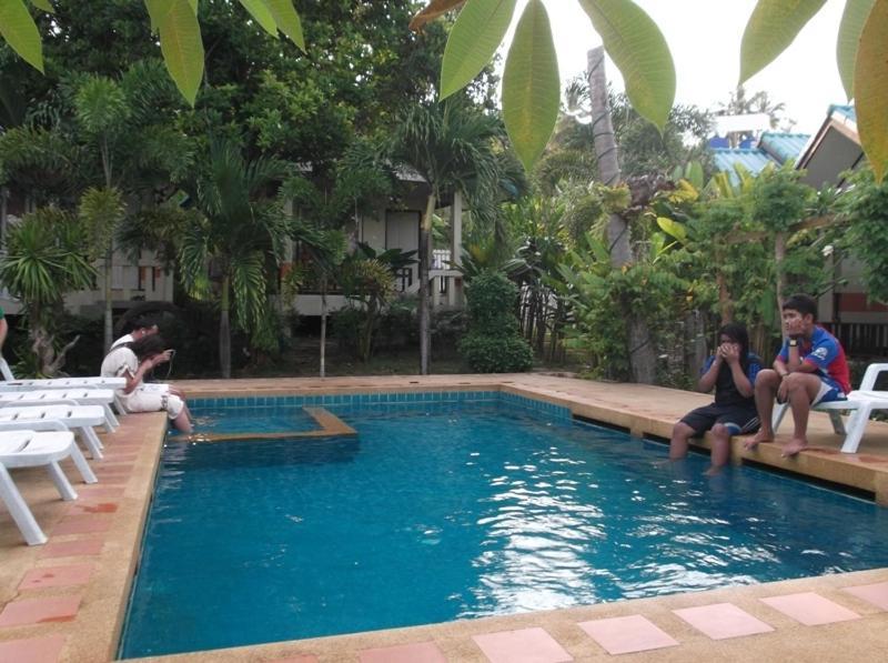 Aurora Hill Resort 2*