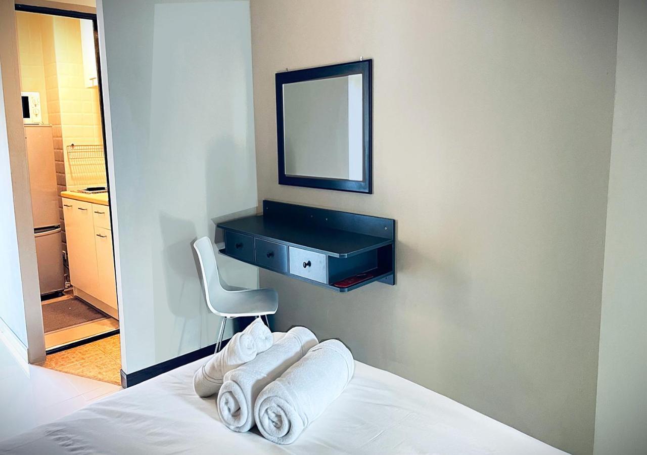 The Plaza 3*