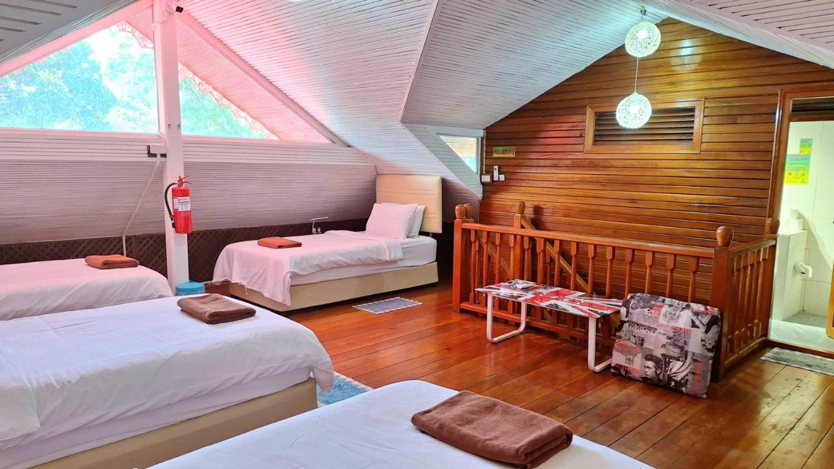 Alpha Gay & - Men Only (adults Only) Resort Chaweng (Koh Samui)