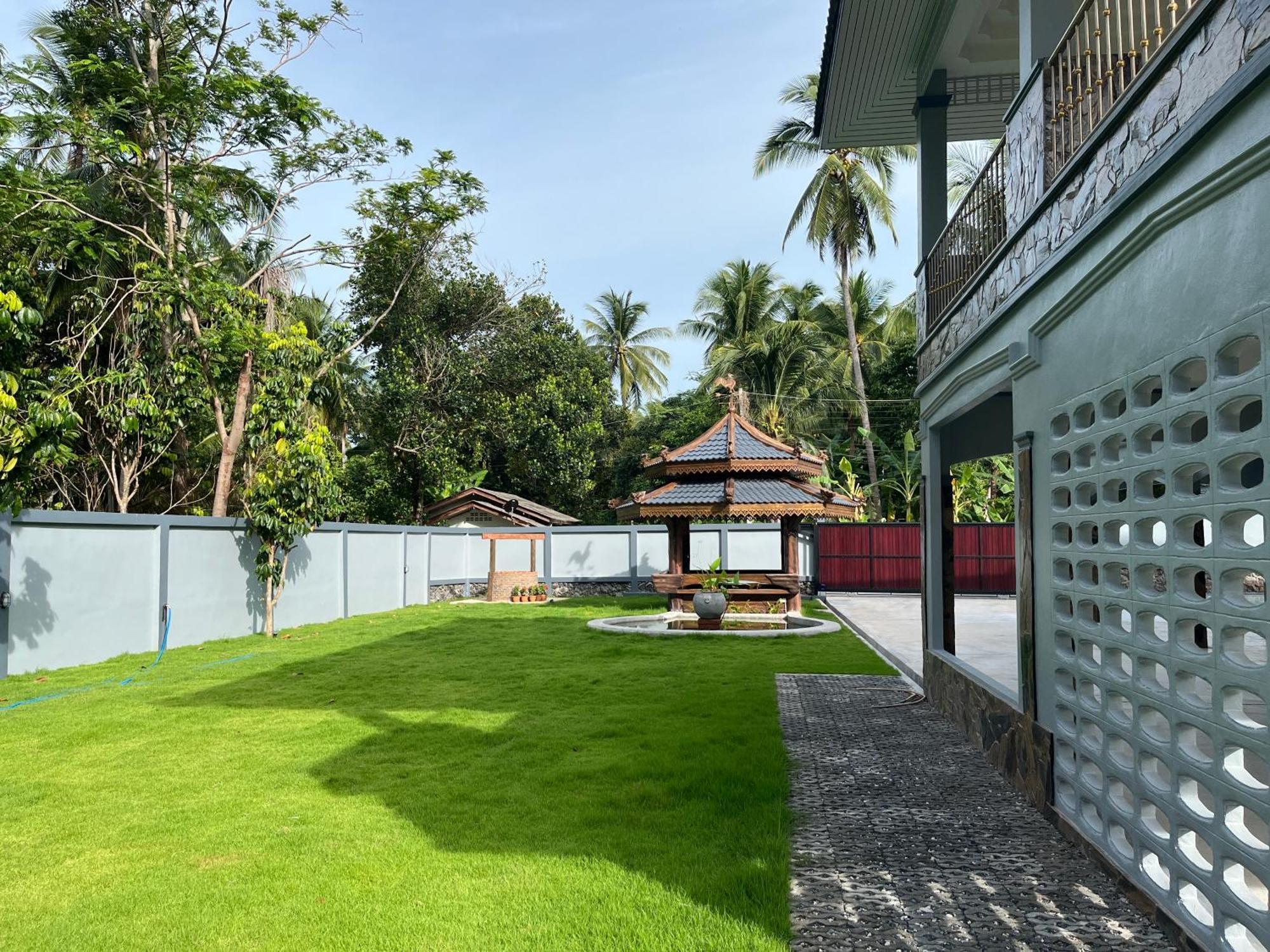 Rick Tew Ninja House Samui Homestay *