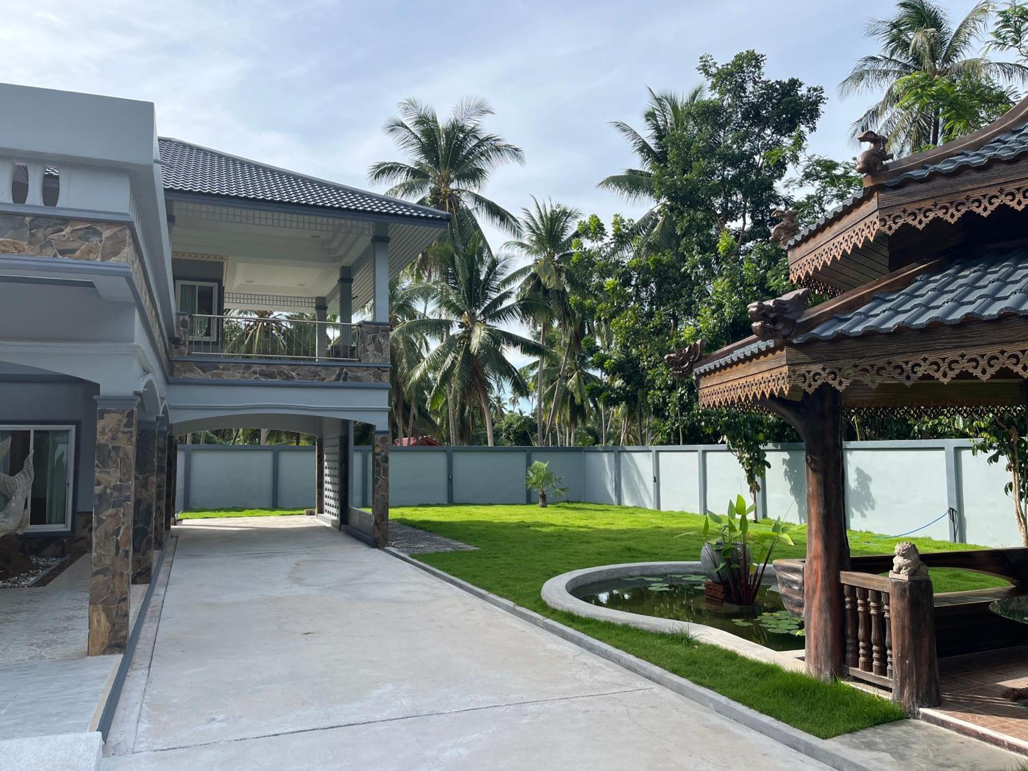Rick Tew Ninja House Samui *