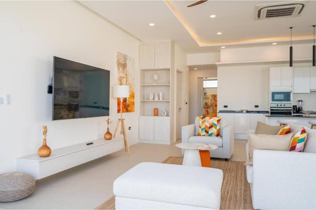 Modern Walking Distance To Fisherman Village Kbr15
