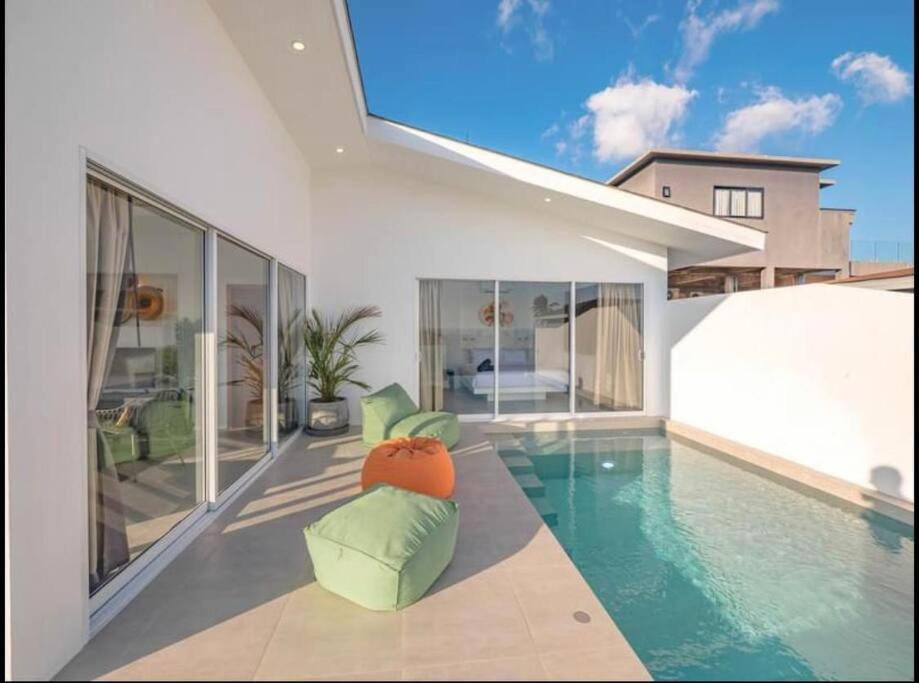 Mikalamai Villa *