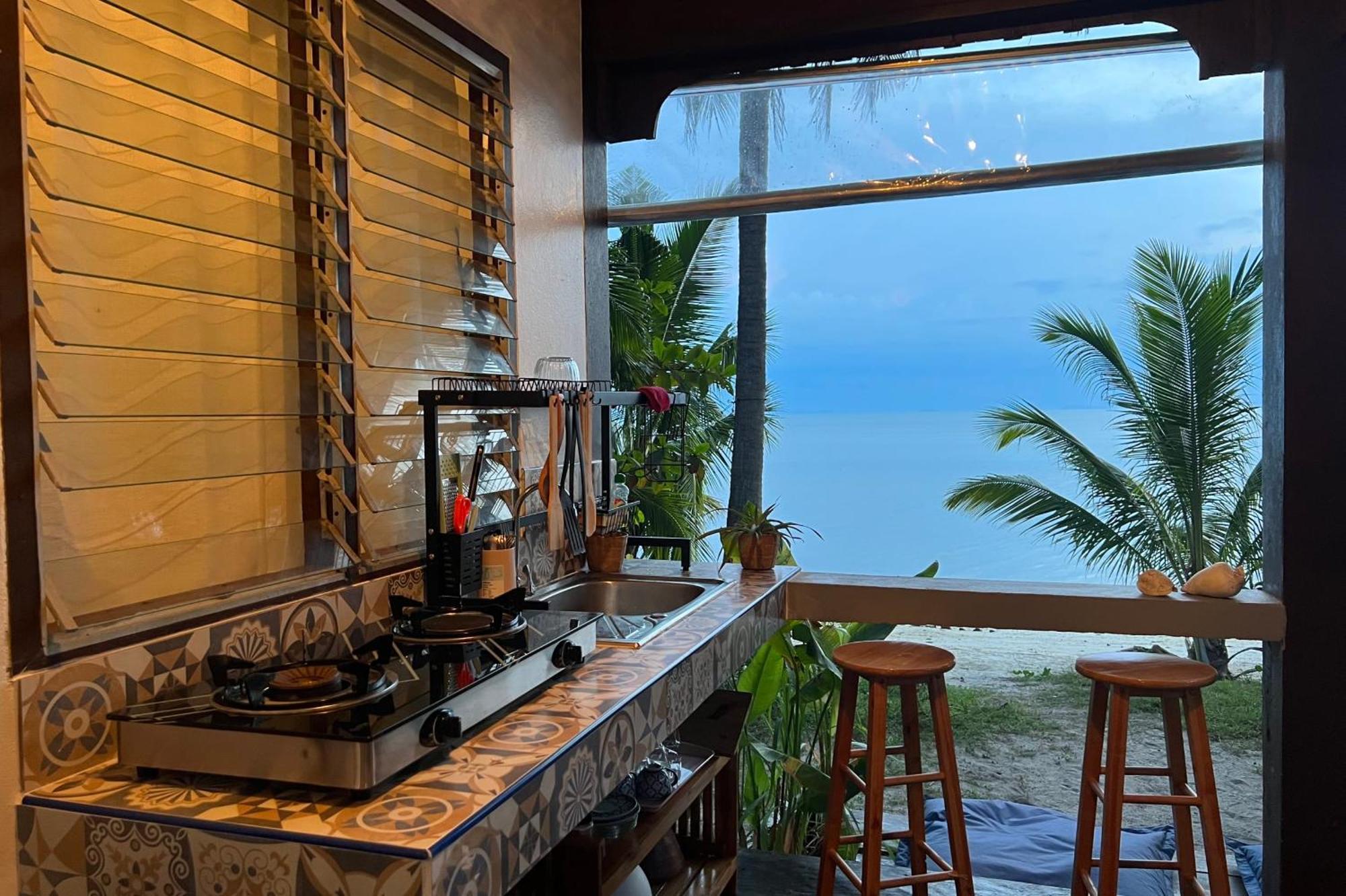 Front - Outdoor Shower - Working Desk *