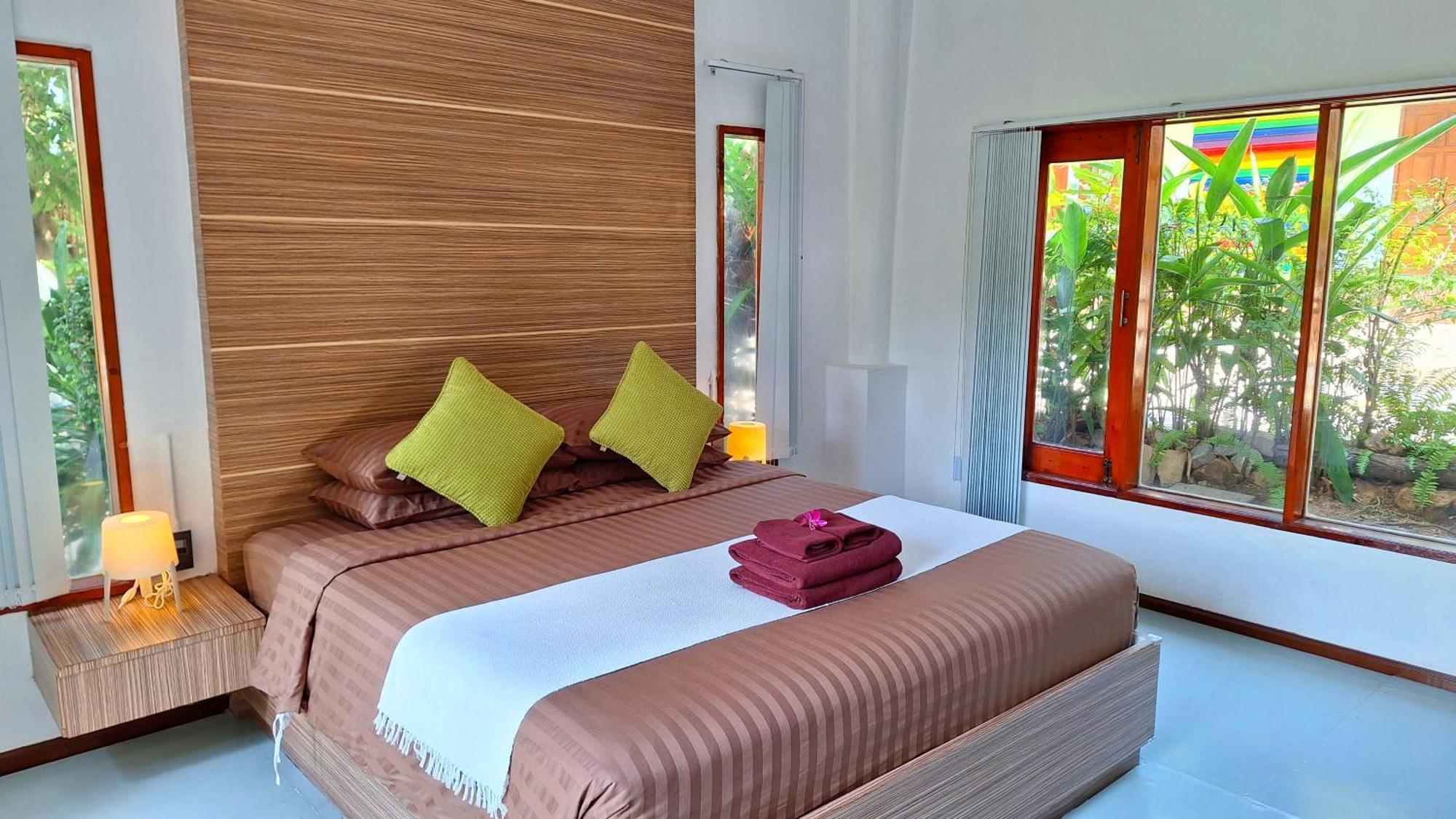 Resort Alpha Gay & - Men Only (adults Only) Chaweng (Koh Samui)