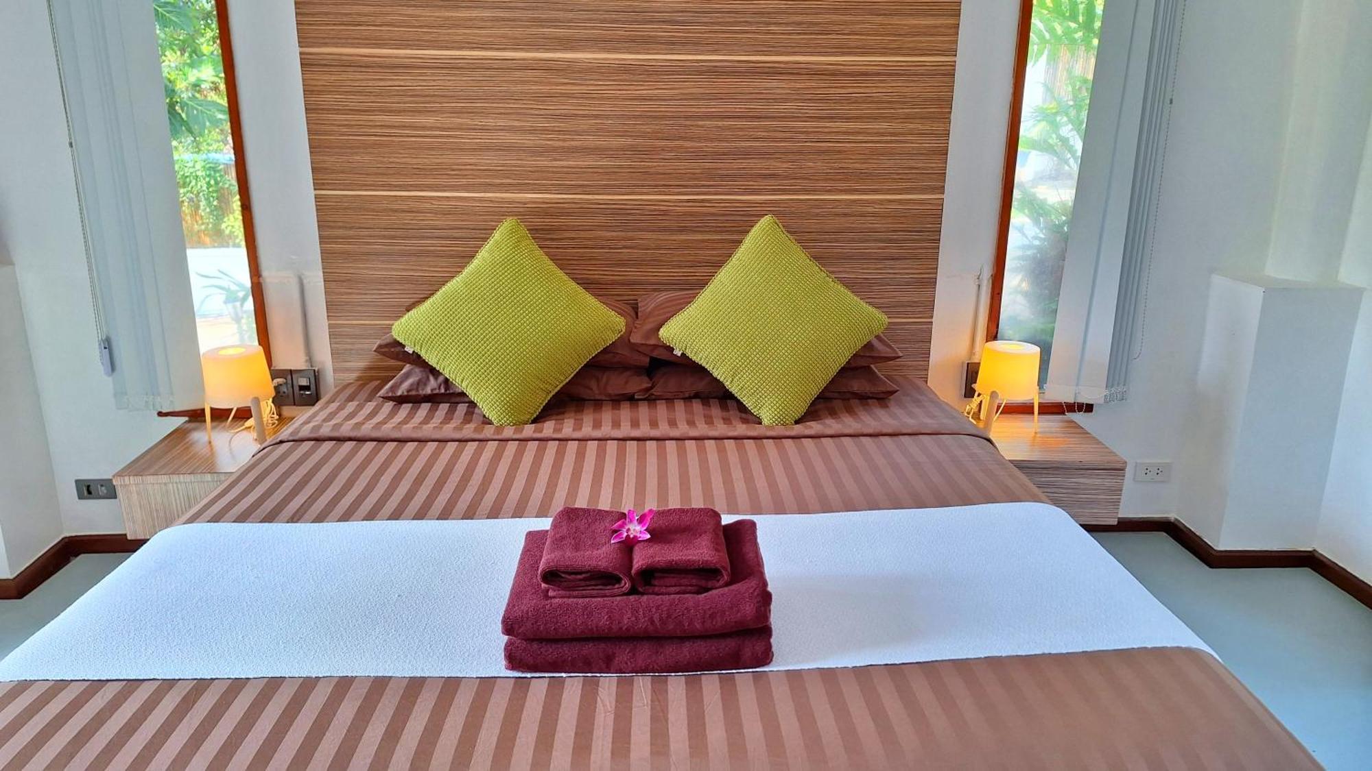 Alpha Gay & - Men Only (adults Only) 3* Chaweng Beach
