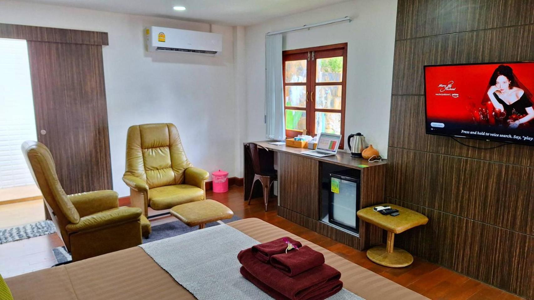 Alpha Gay & - Men Only (adults Only) Resort Chaweng (Koh Samui)