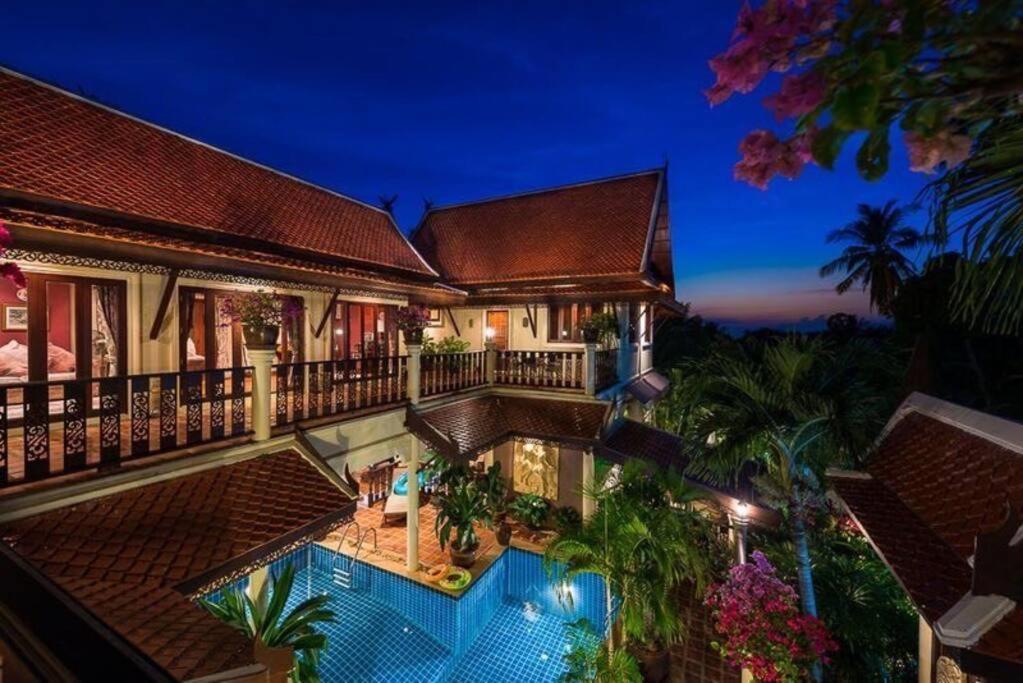 Baan Suvarnabhumi Entire 5 Beds Private Pool On Hill Side Villa