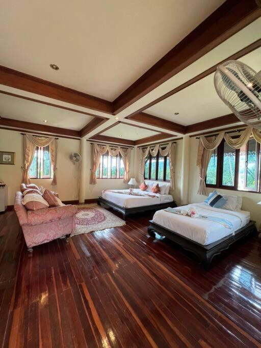 Villa Baan Suvarnabhumi Entire 5 Beds Private Pool On Hill Side Amphoe Koksamui