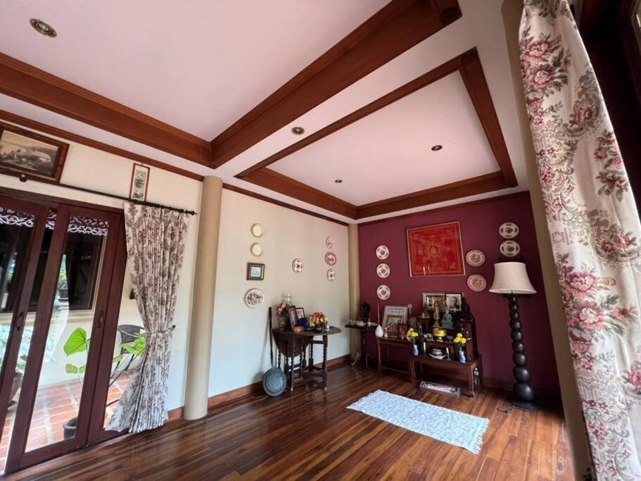 Villa Baan Suvarnabhumi Entire 5 Beds Private Pool On Hill Side