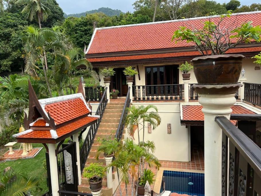 Baan Suvarnabhumi Entire 5 Beds Private Pool On Hill Side