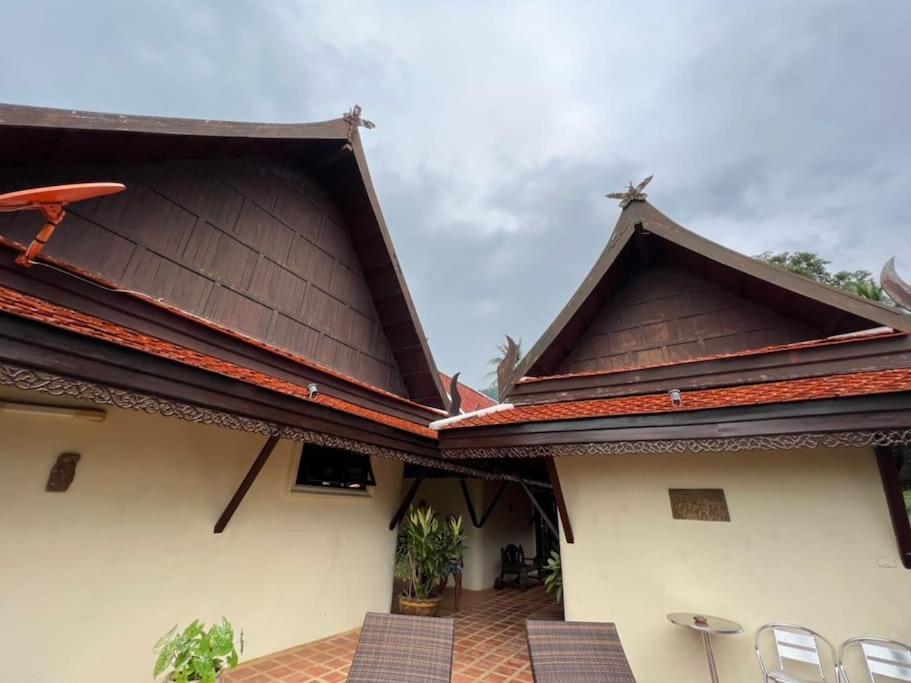 Villa Baan Suvarnabhumi Entire 5 Beds Private Pool On Hill Side Amphoe Koksamui