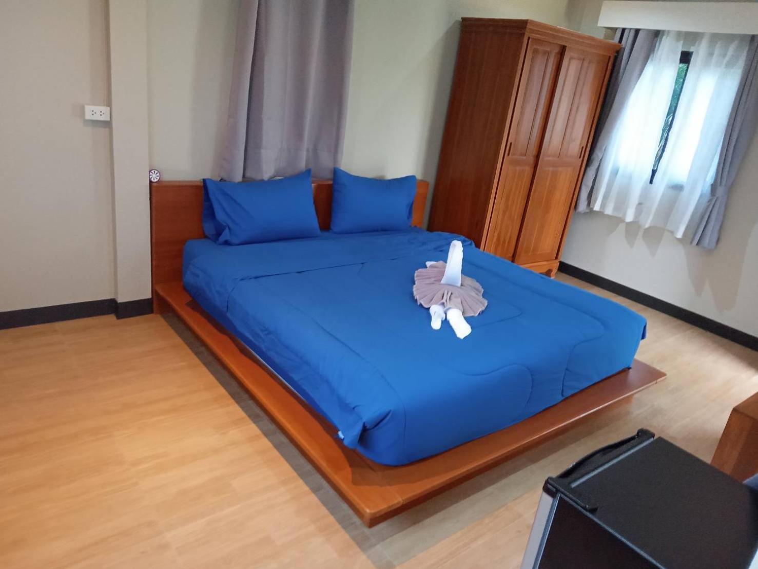 Bangpo Resort