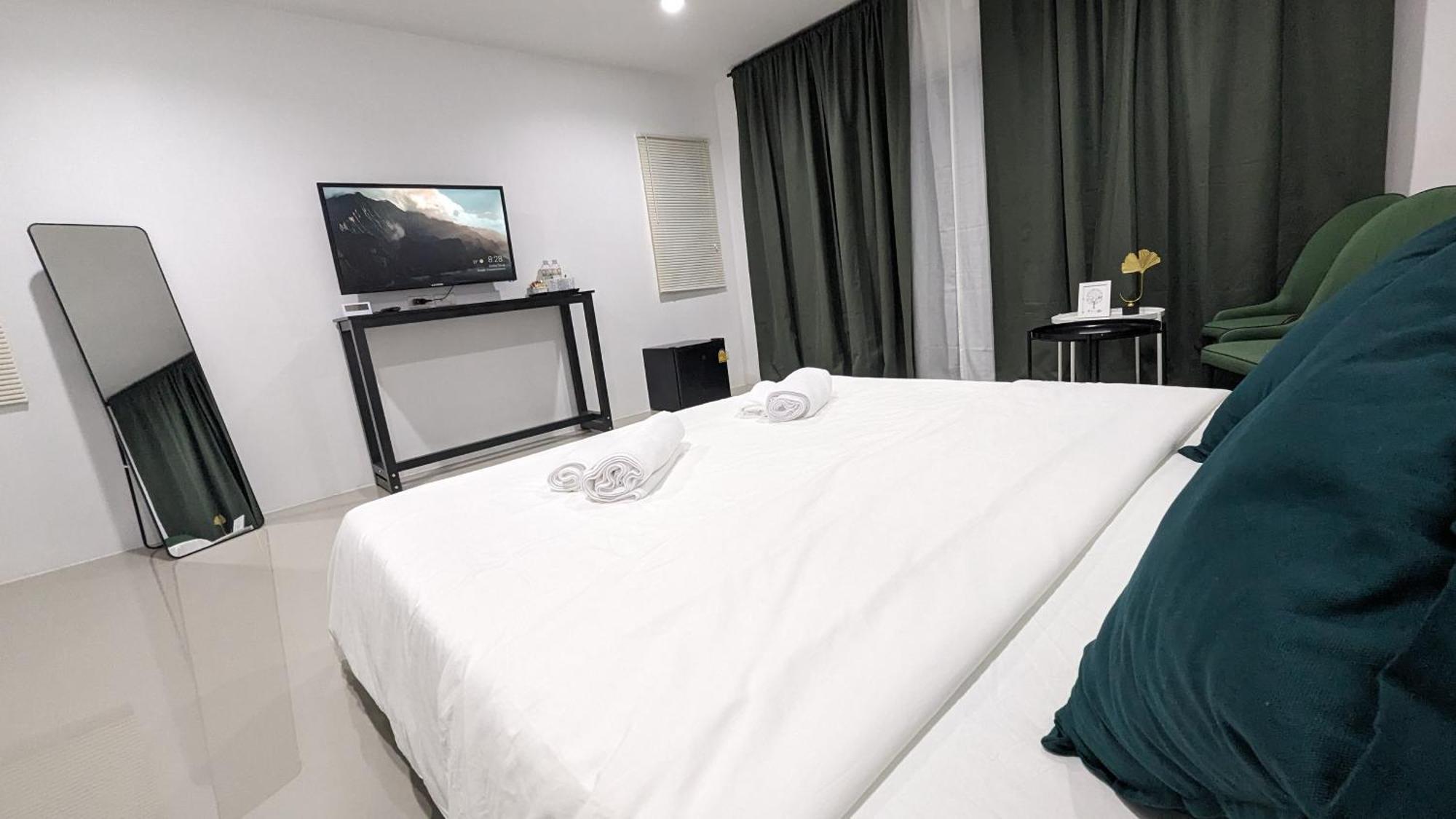 Hotel Chu-cha's *