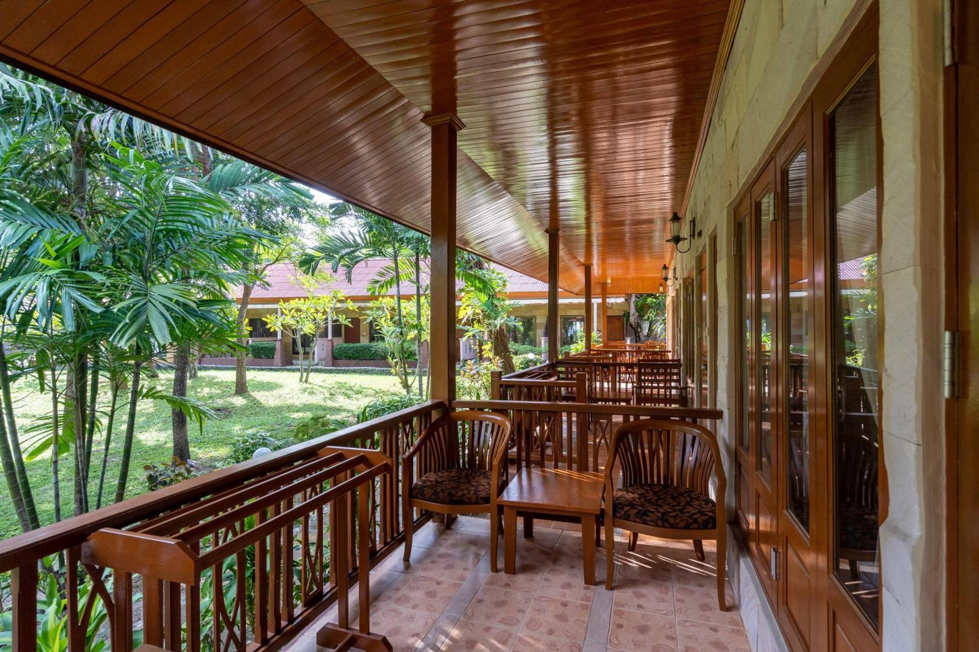 Long Lodge, Beach, Koh Samui 3*