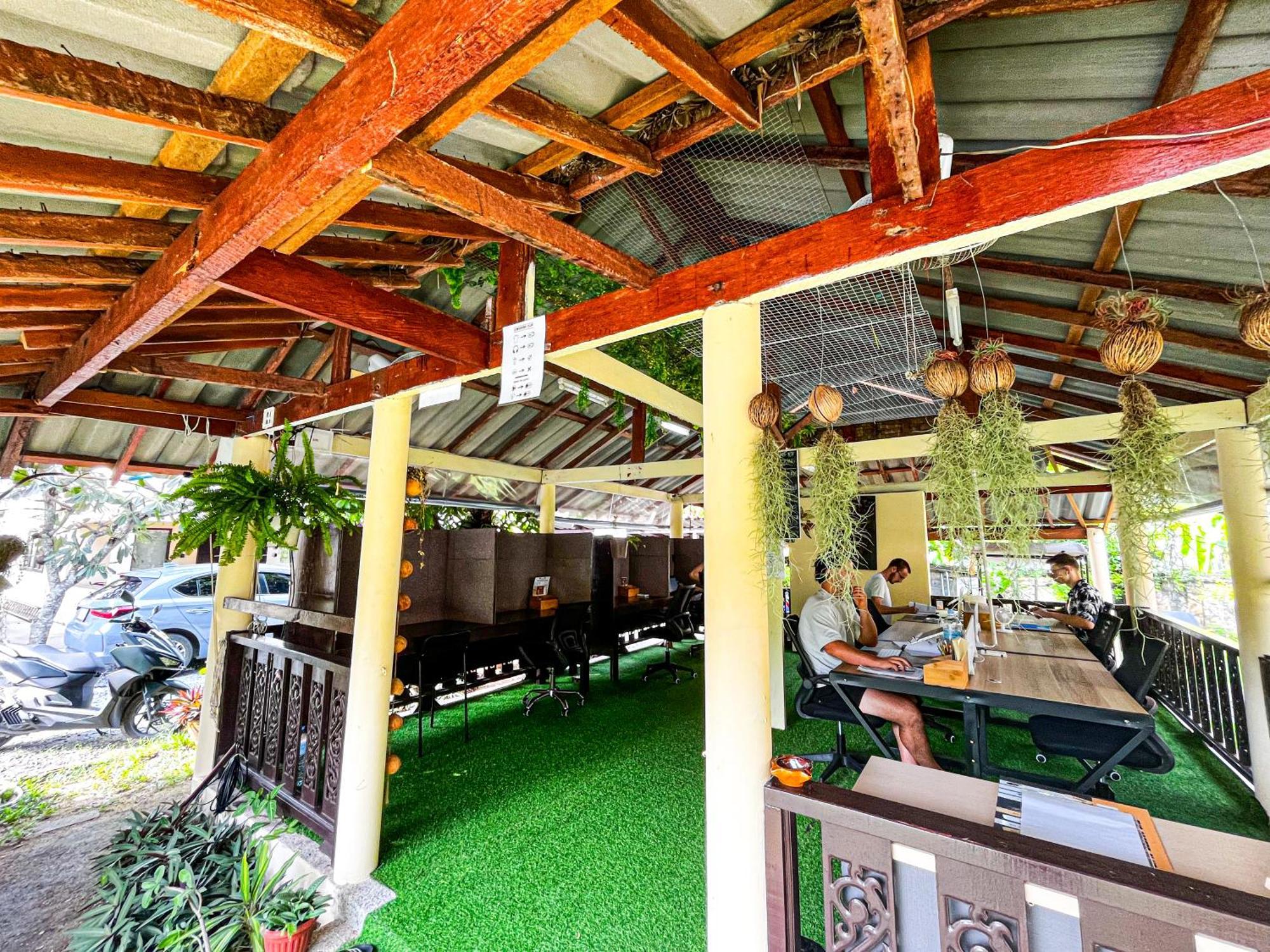 Amy Village Garden Resort&digital Hub Ferienpark 3*