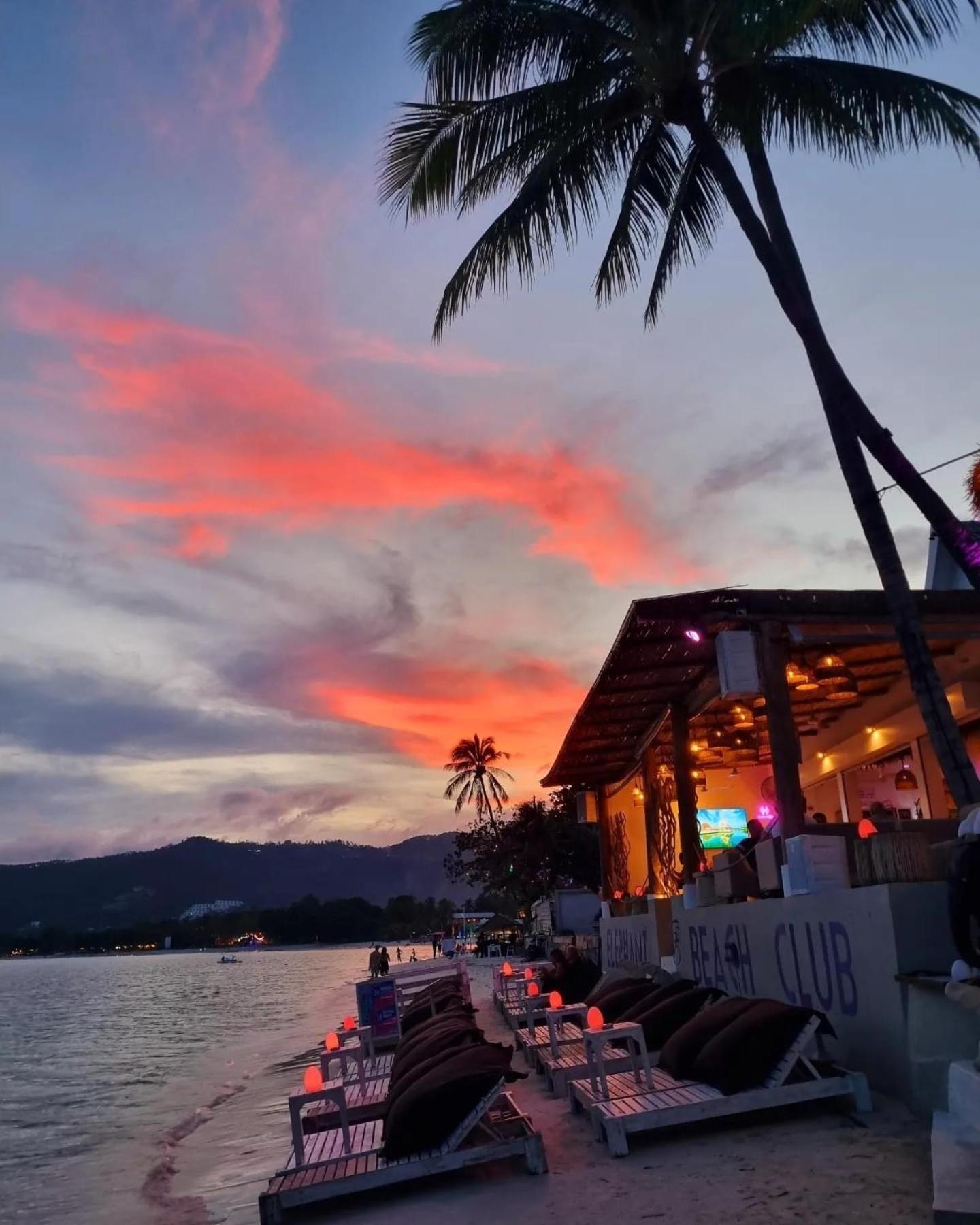 Elephant Club & Samui Plage de Chaweng