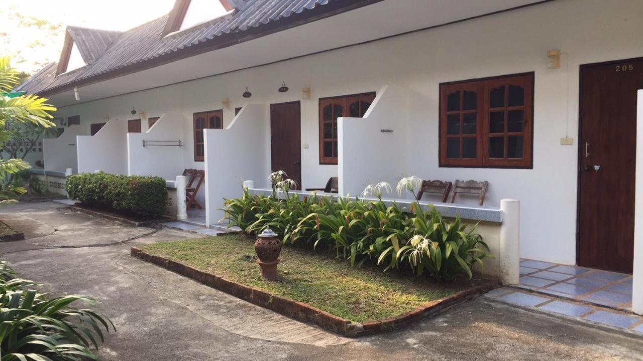 Resort Baan Rom Mai 2*