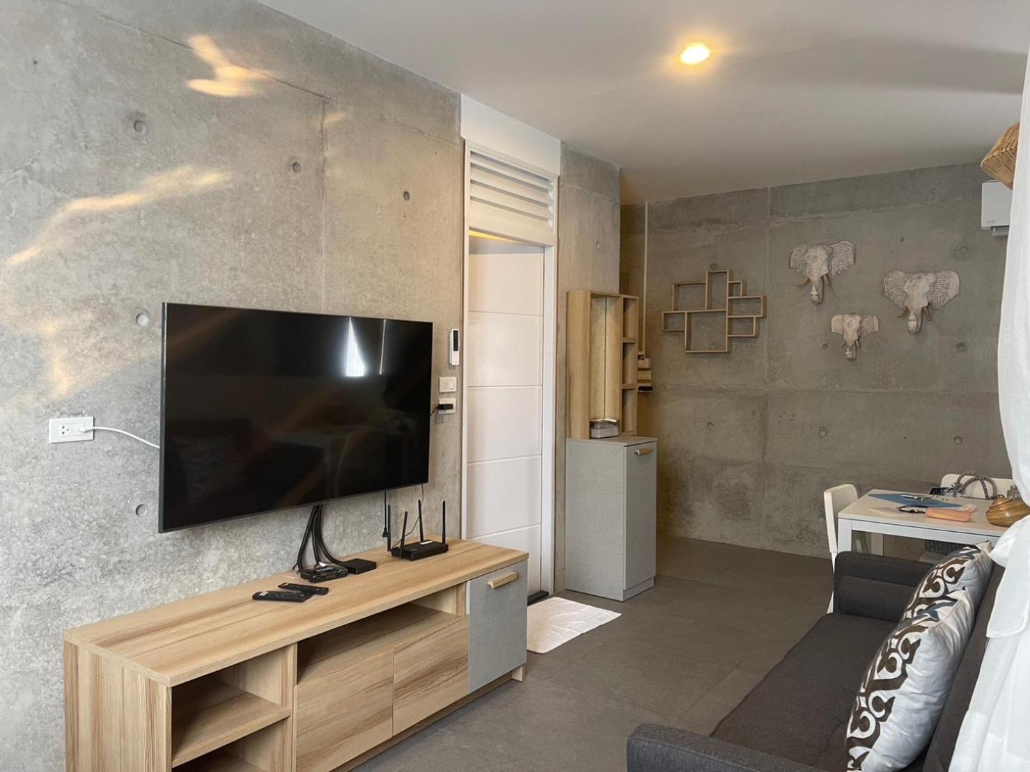 Apartment Grand Rock Samui *
