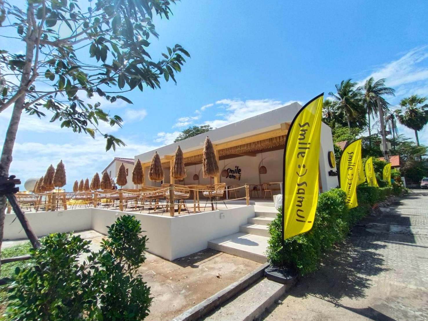 Smile Samui Front Hotel