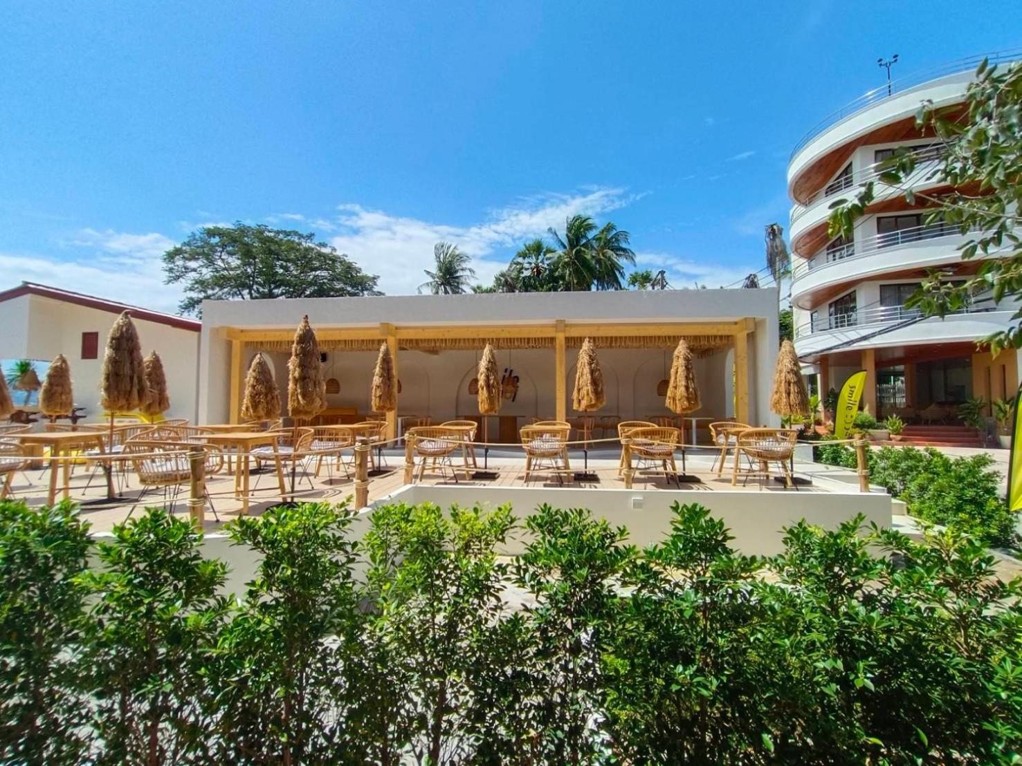 Smile Samui Front 4*