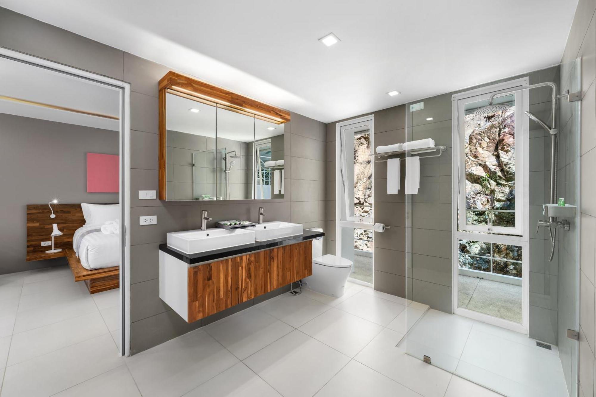 Unique Boutique Residences 5*