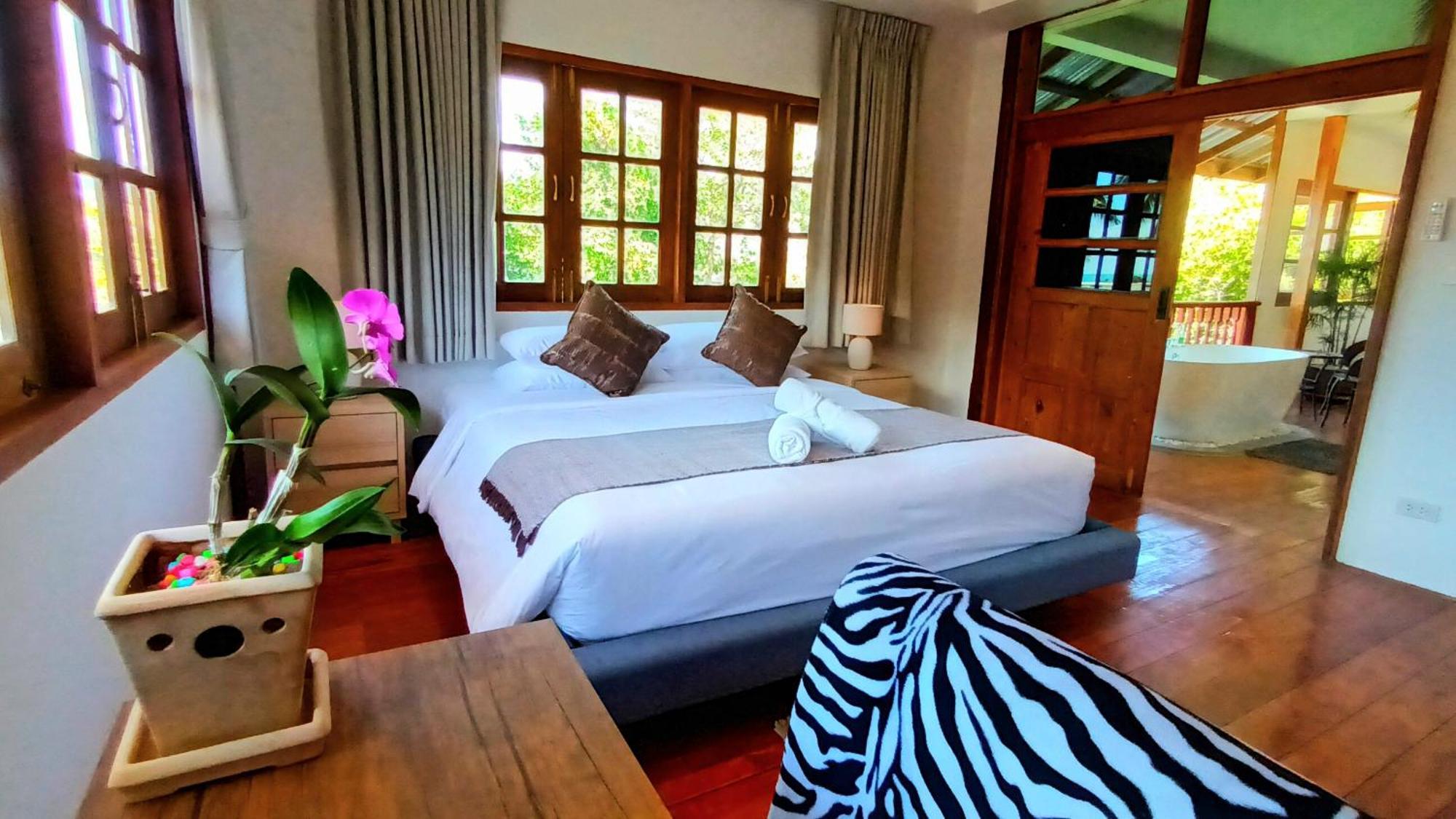 Resort Alpha Gay & - Men Only (adults Only) 3*