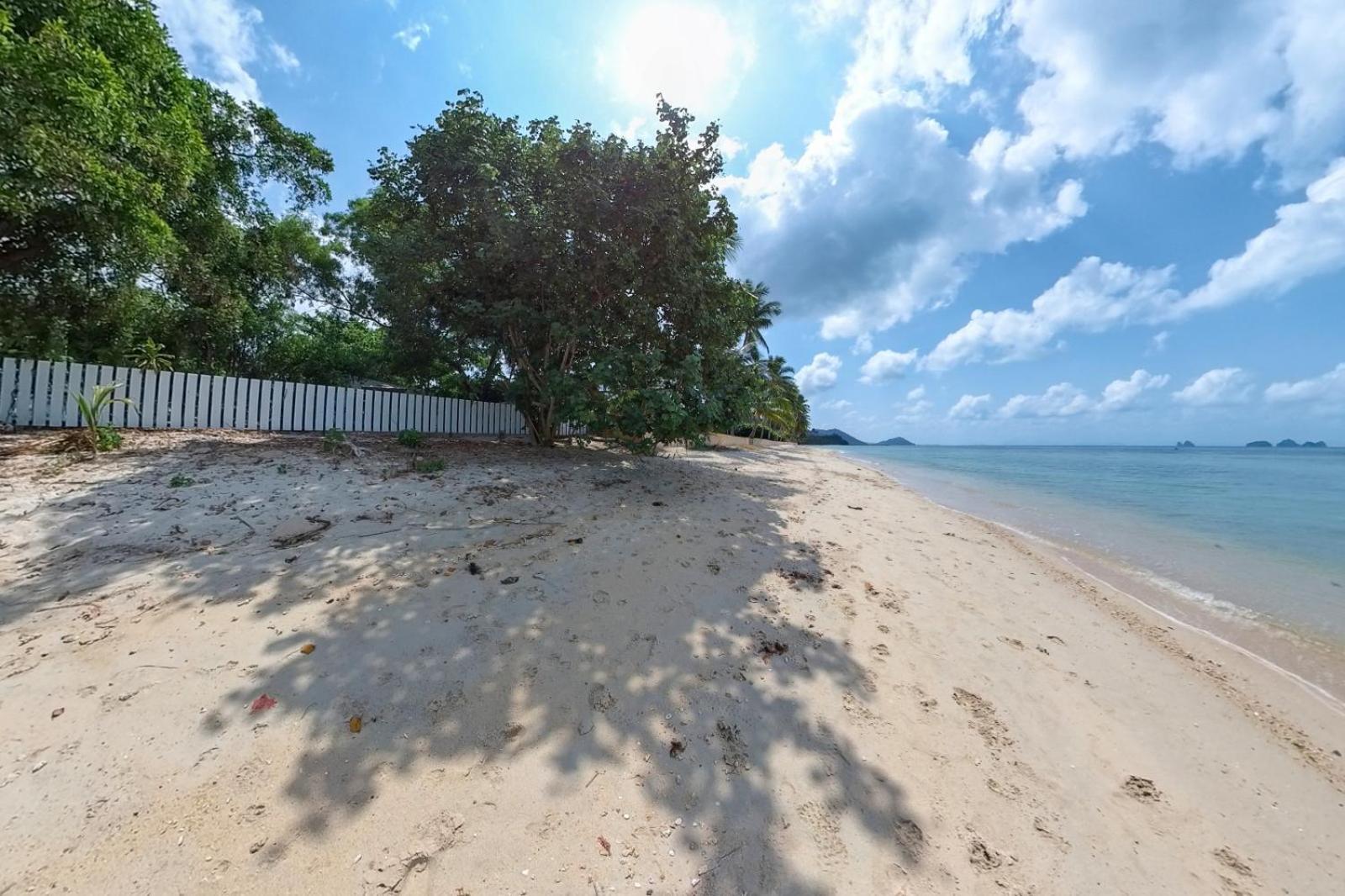 Brand New Beachfront & Secluded Tiny House Holiday home Koh Samui
