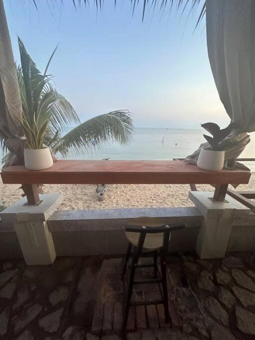 House Steps From The Sea Vakantiehuis *