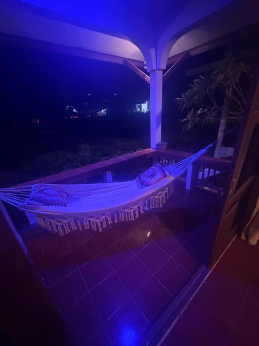 Vakantiehuis House Steps From The Sea *