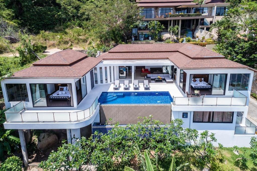 Sunny Banks 4 Bedroom Pool Ko Samui