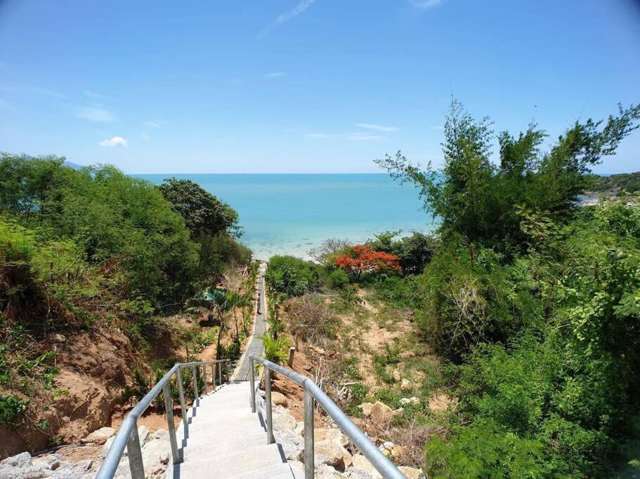 View Villa *