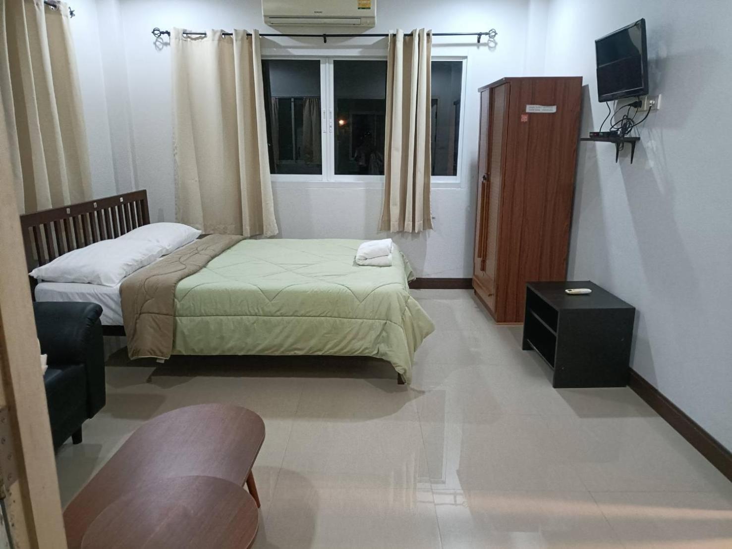 Wasin House One Bedroom - Maenum Holiday home *