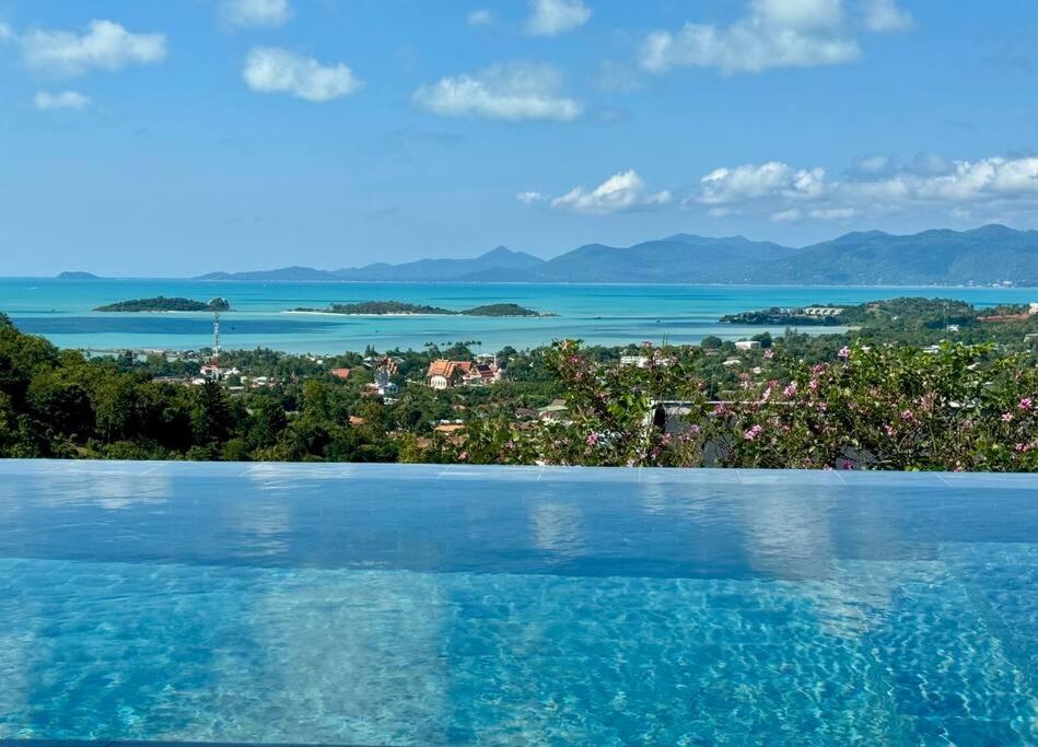 Saru Sea View Luxury Villa *