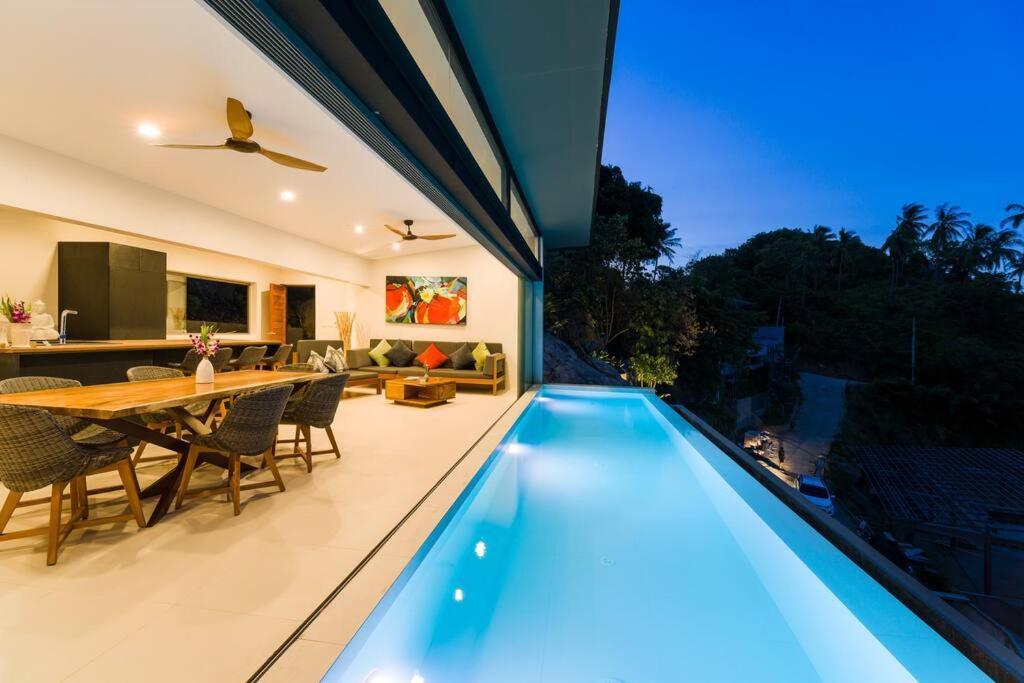 Moana Panoramic Sunrise Ocean View 3br Samui Vila