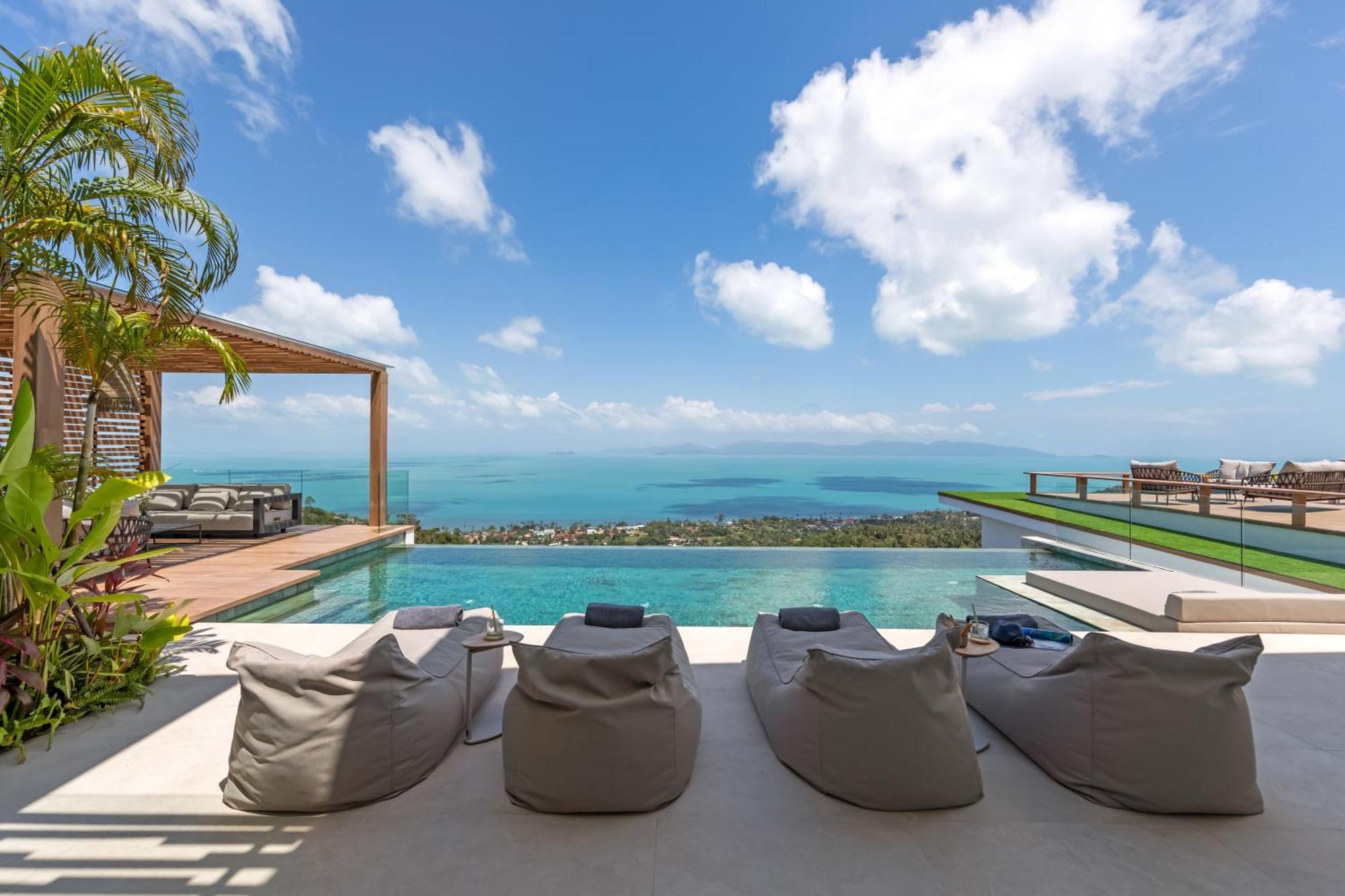 Villa Stunning Tropical Seaview