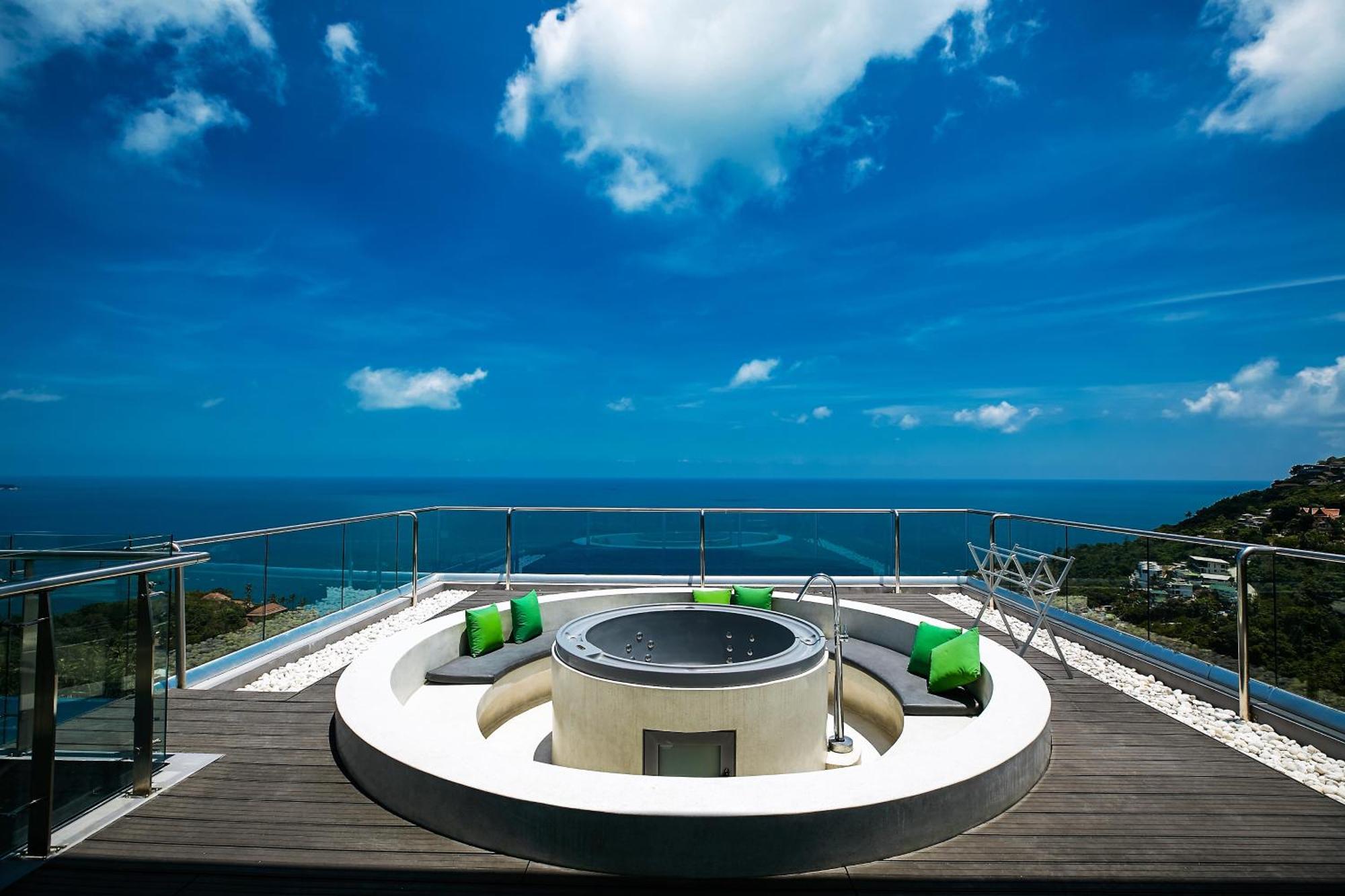 Seawadee - Luxurious, Award-winning Design With Amazing Panoramic Seaview *