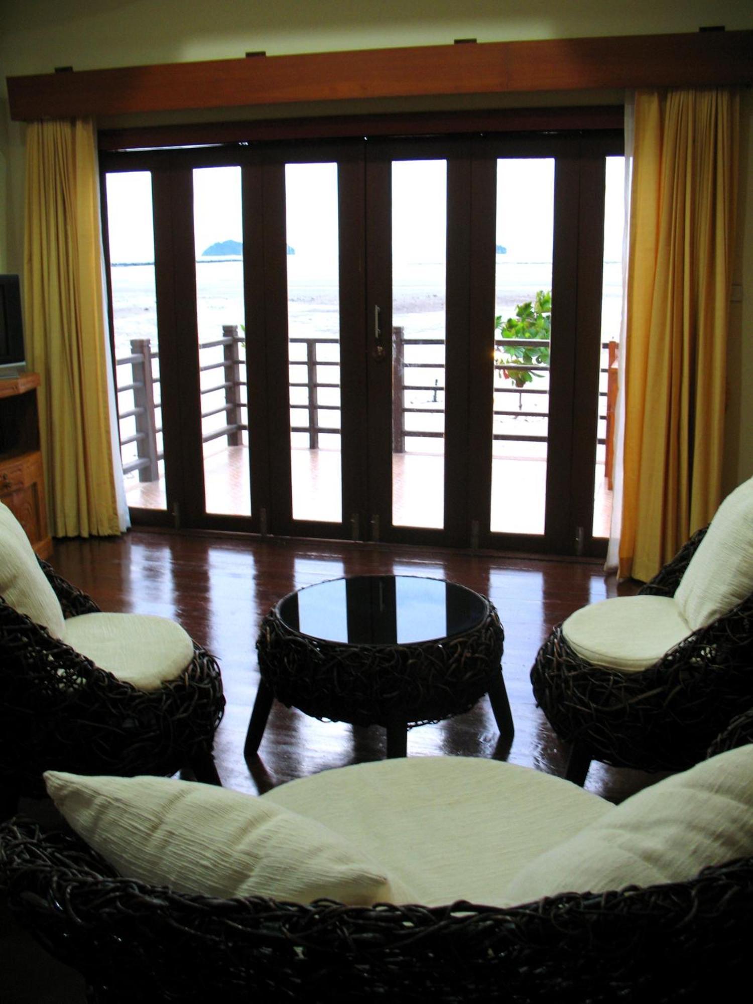 Phangka Paradise 3* Taling Ngam Beach