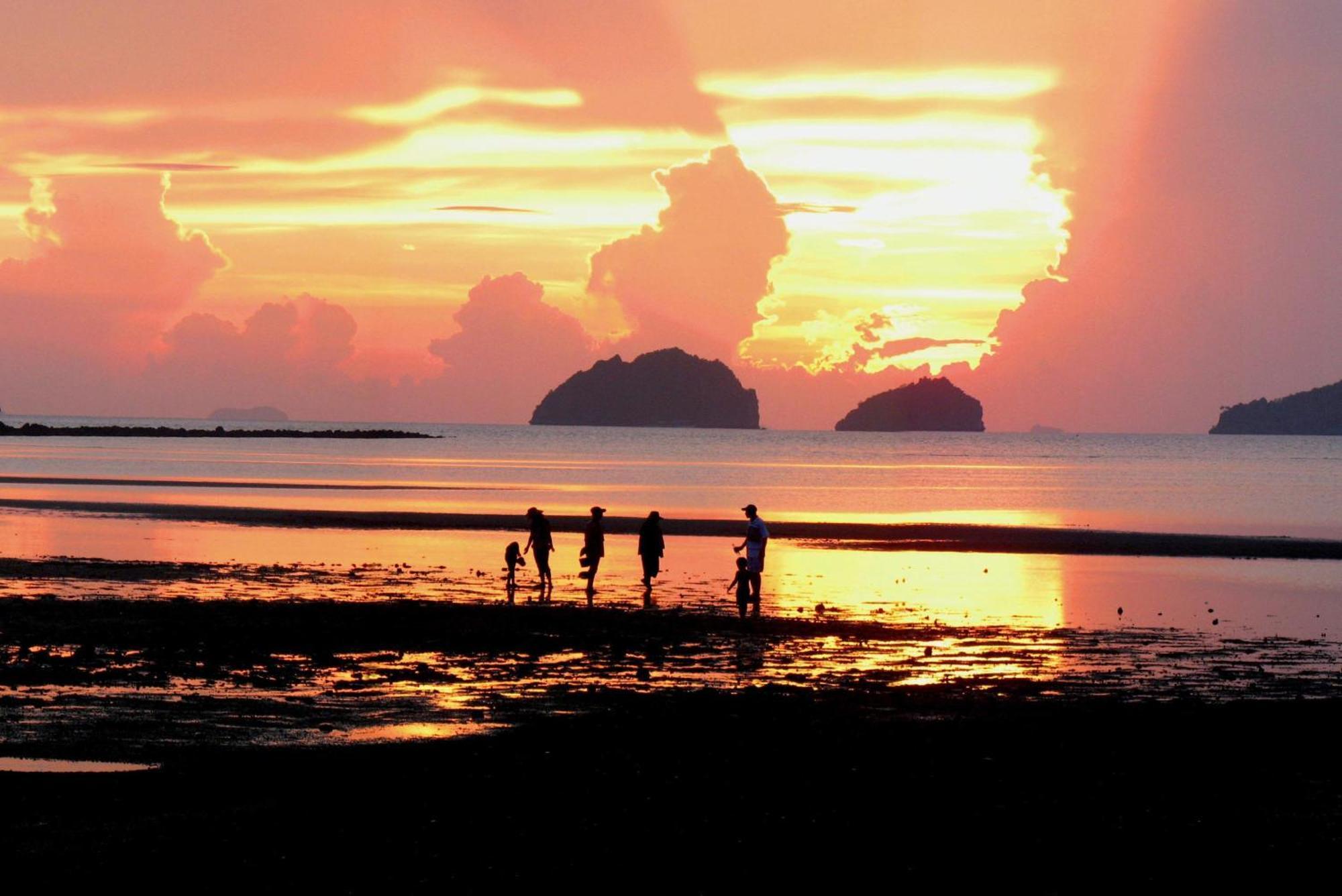 Phangka Paradise Taling Ngam Beach