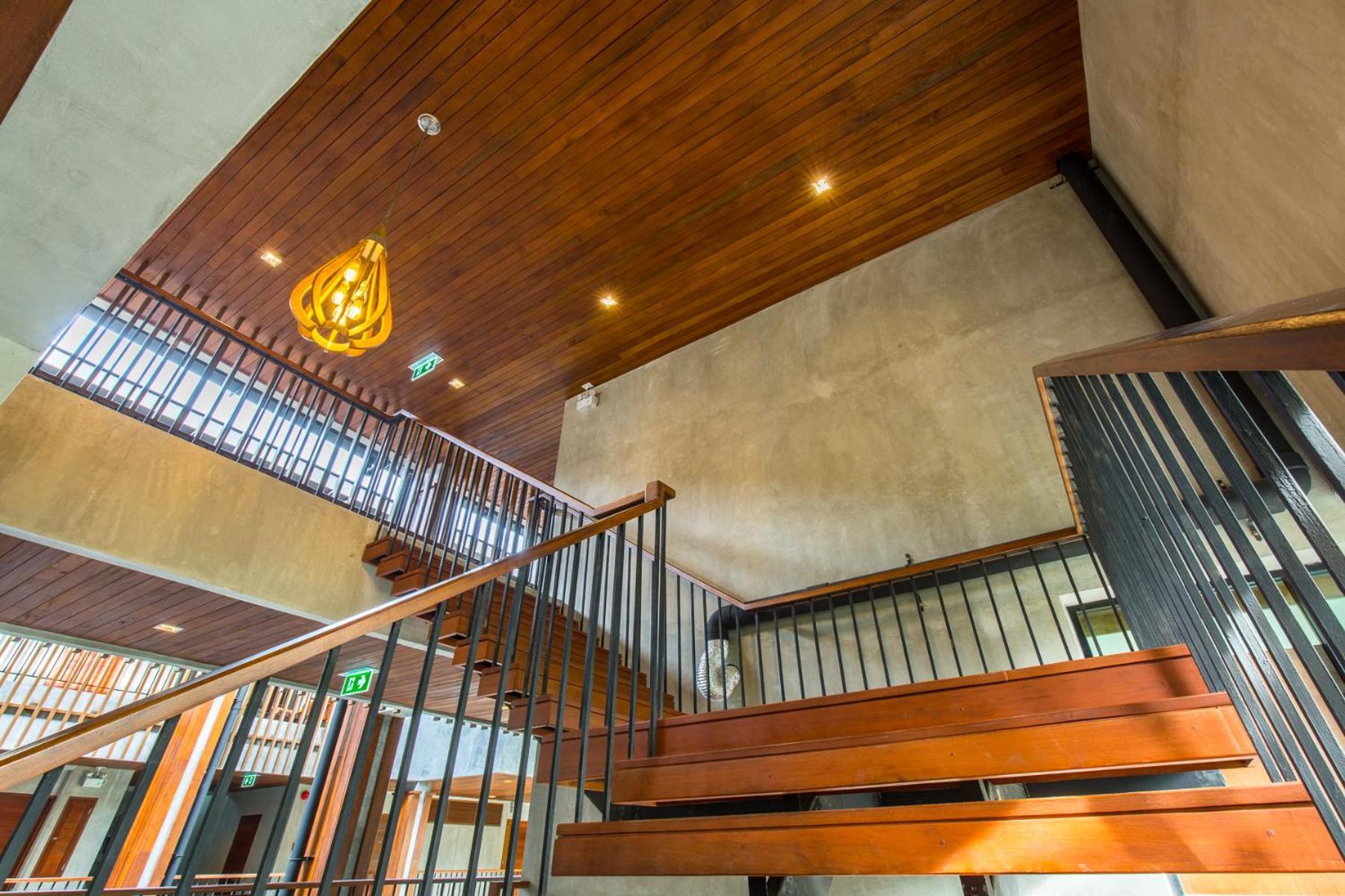 Hotel J4 Samui - Sha