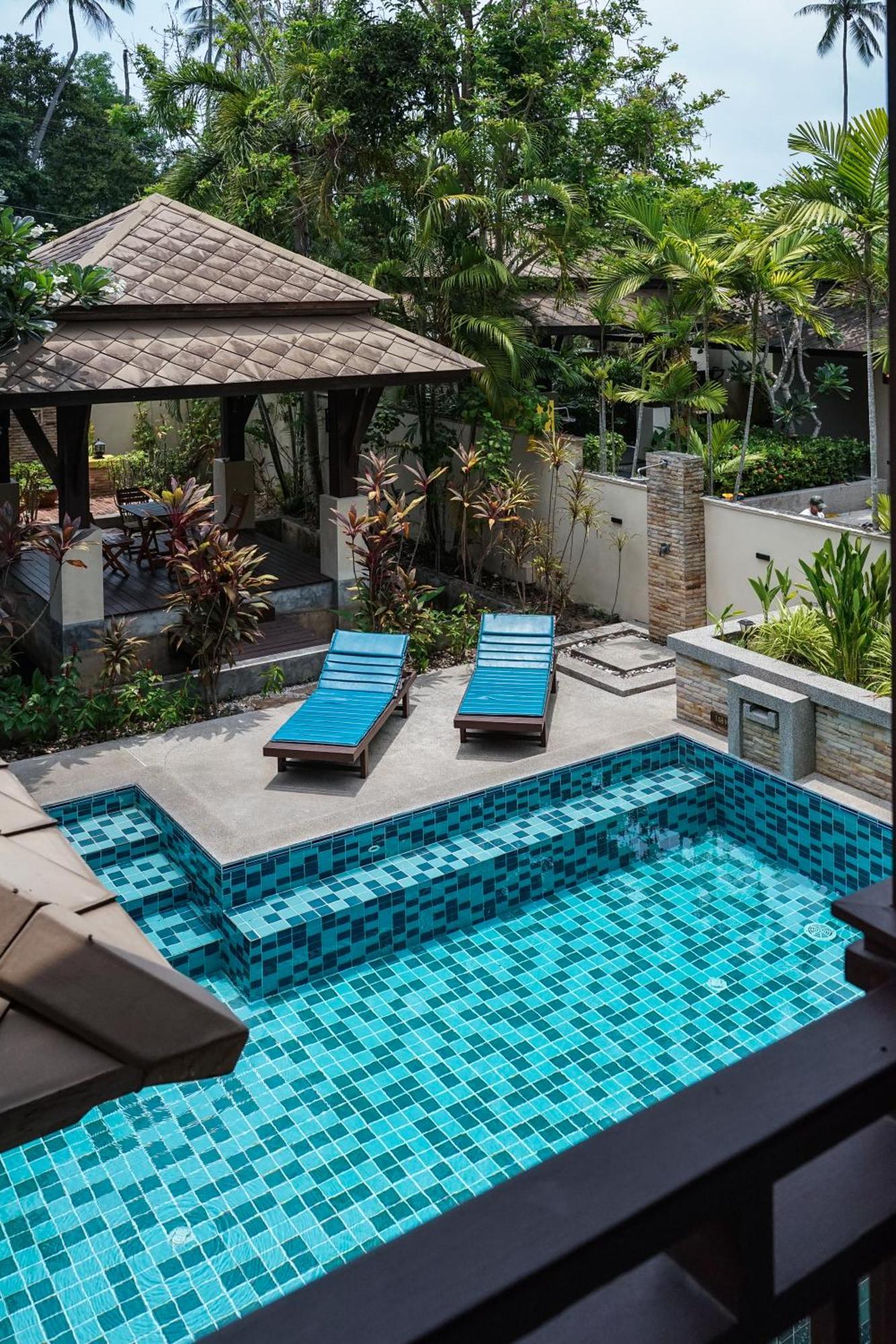 Villa Large 4 Bed Short Walk To Maenam