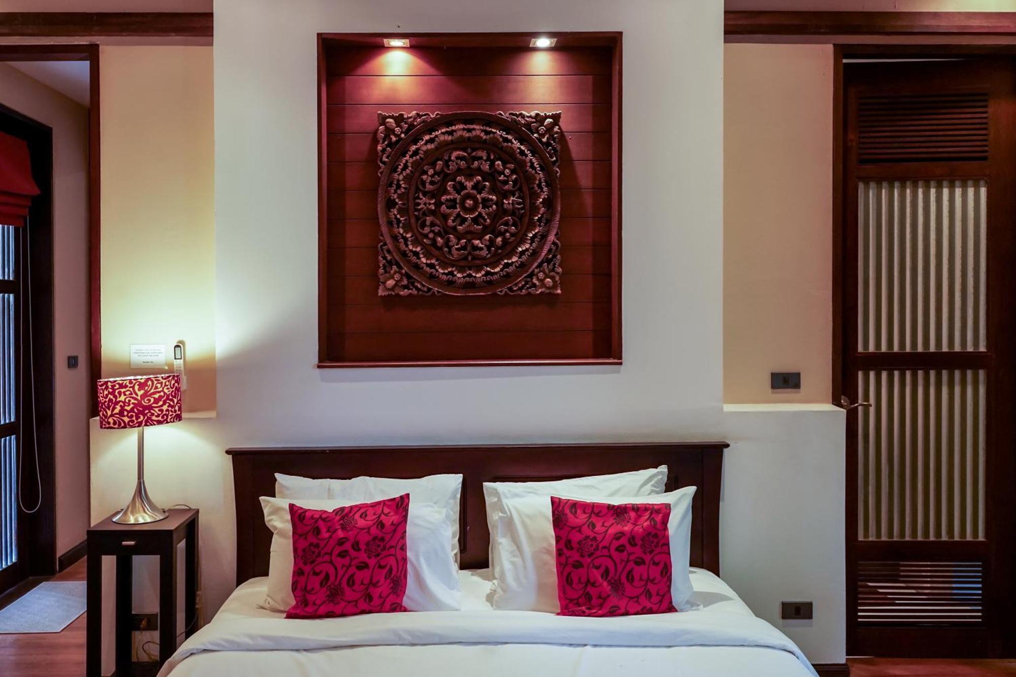 Large 4 Bed Short Walk To Maenam * Mae Nam