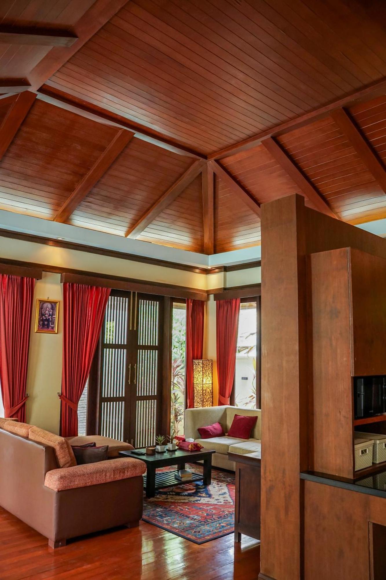 Large 4 Bed Short Walk To Maenam Mae Nam