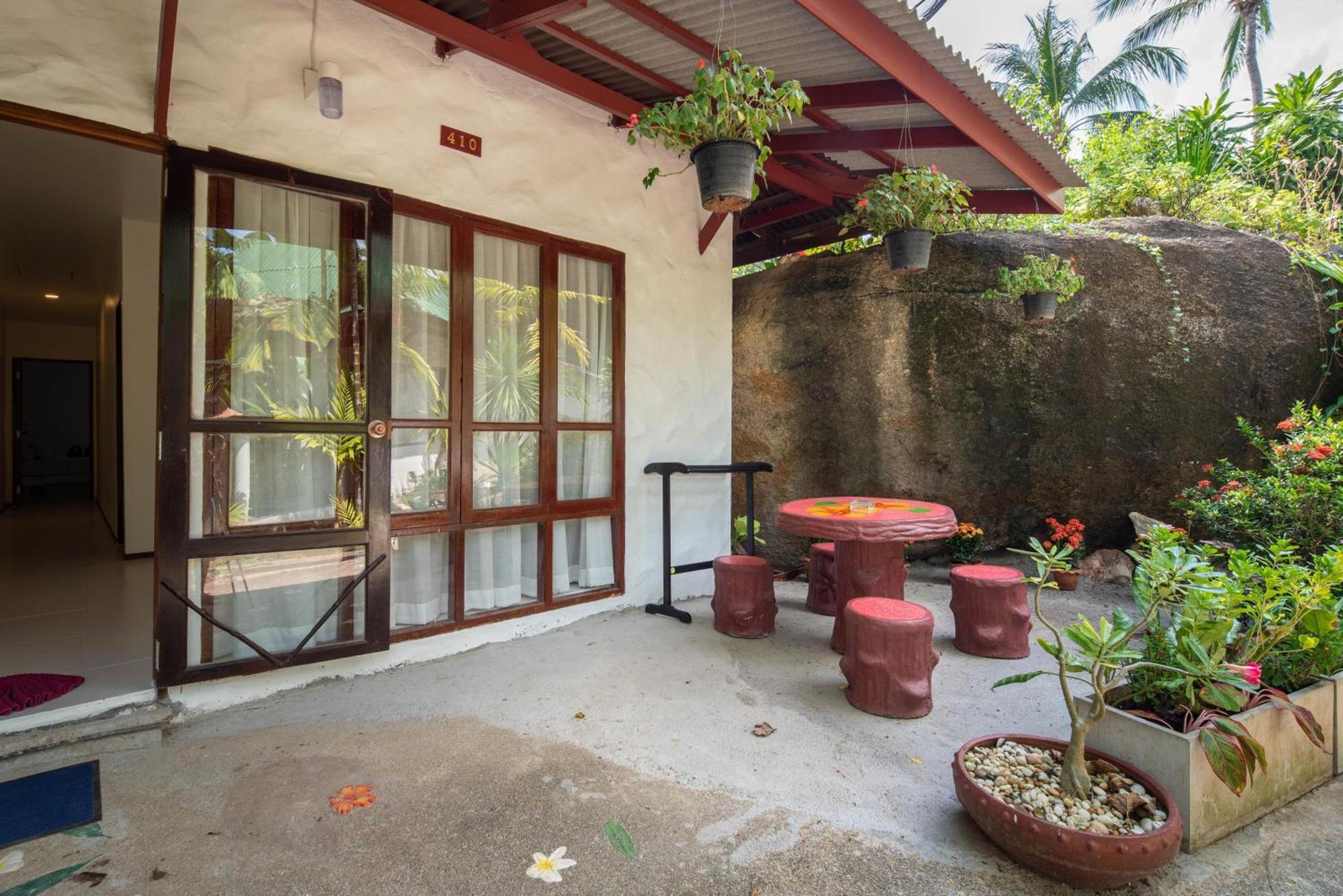 Crystal Bay Yacht Club Hotel