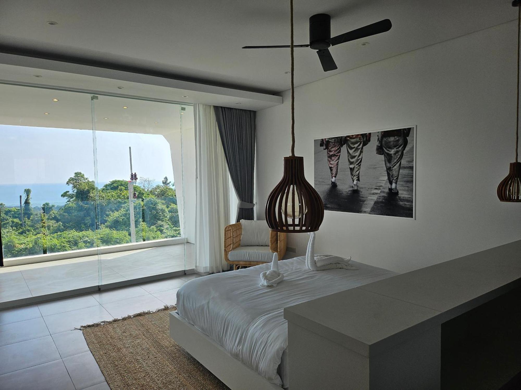 Golden Lotus Villa *
