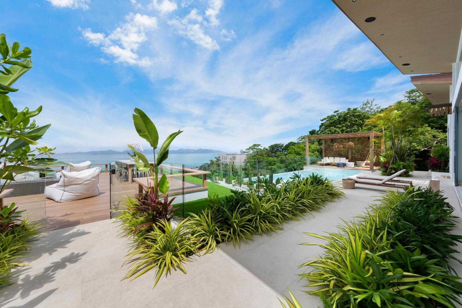 Infinity Seaview Vila