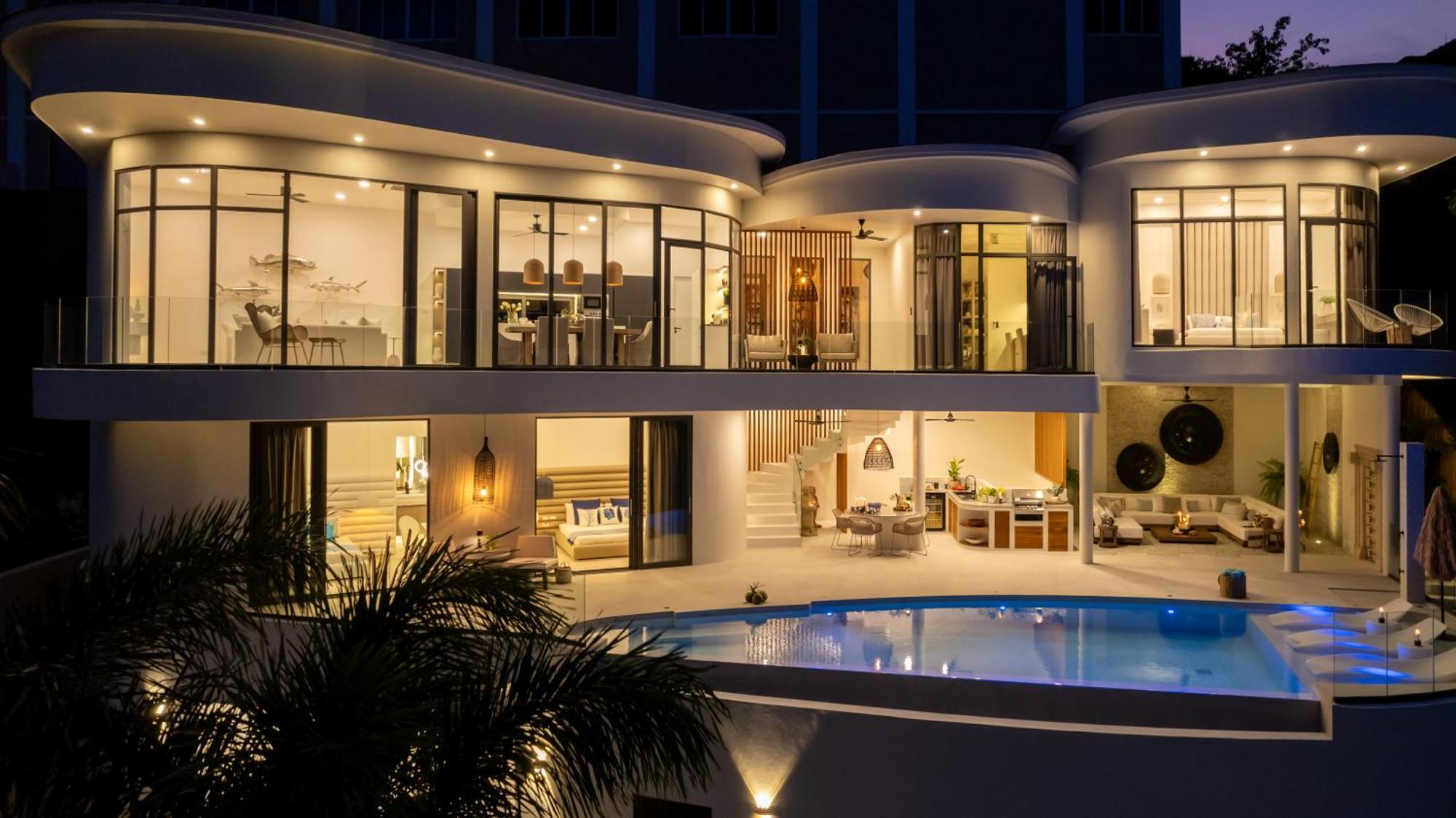 Skyline 9 - Spacious & Stylish Luxury Panoramic Seaview With Outdoor Living & Kitchen, Outdoor Cinema, Private Gym, Salt Water Pool With Jacuzzi In Plai Laem Villa *