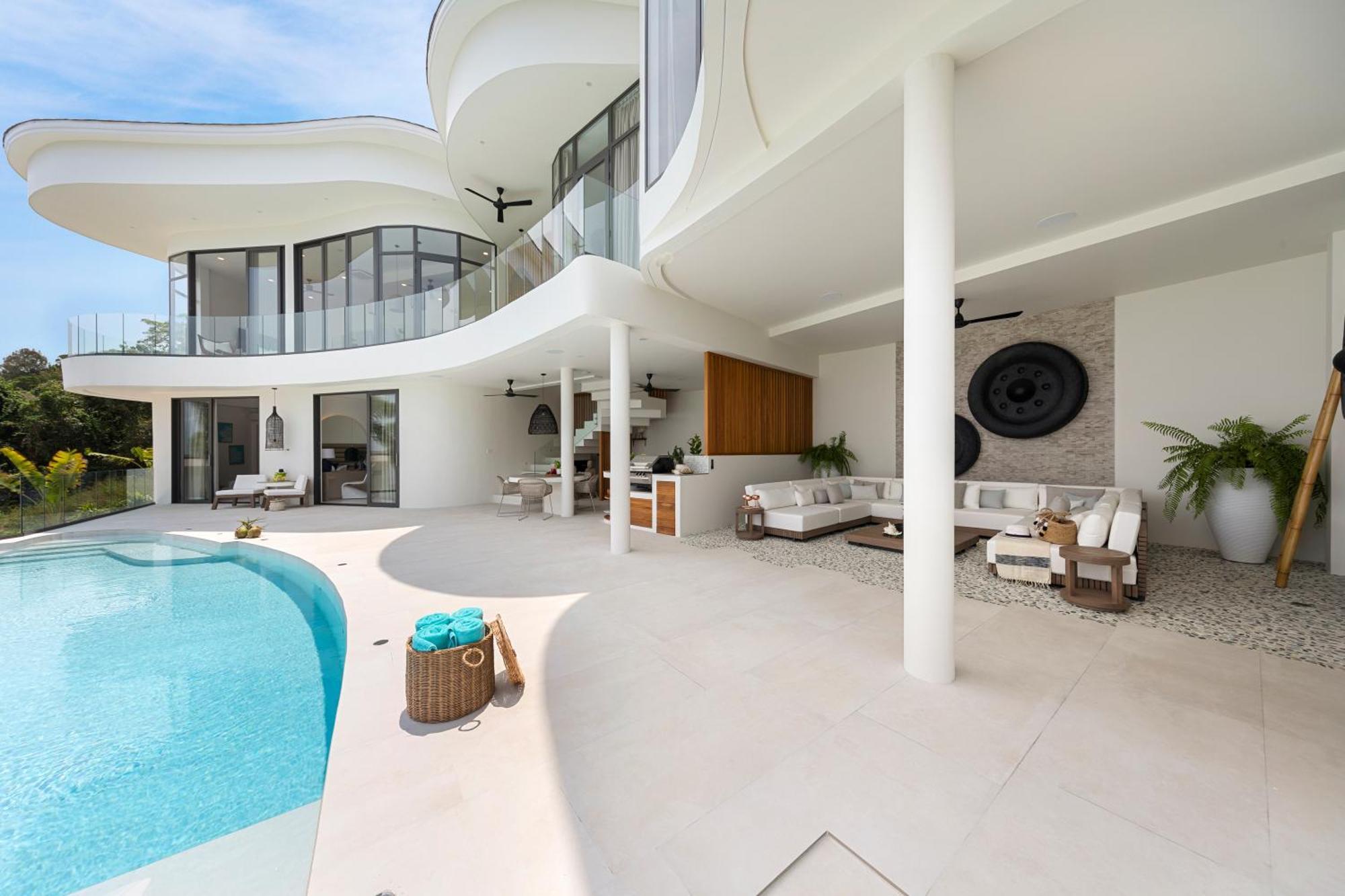 Skyline 9 - Spacious & Stylish Luxury Panoramic Seaview With Outdoor Living & Kitchen, Outdoor Cinema, Private Gym, Salt Water Pool With Jacuzzi In Plai Laem * Koh Samui